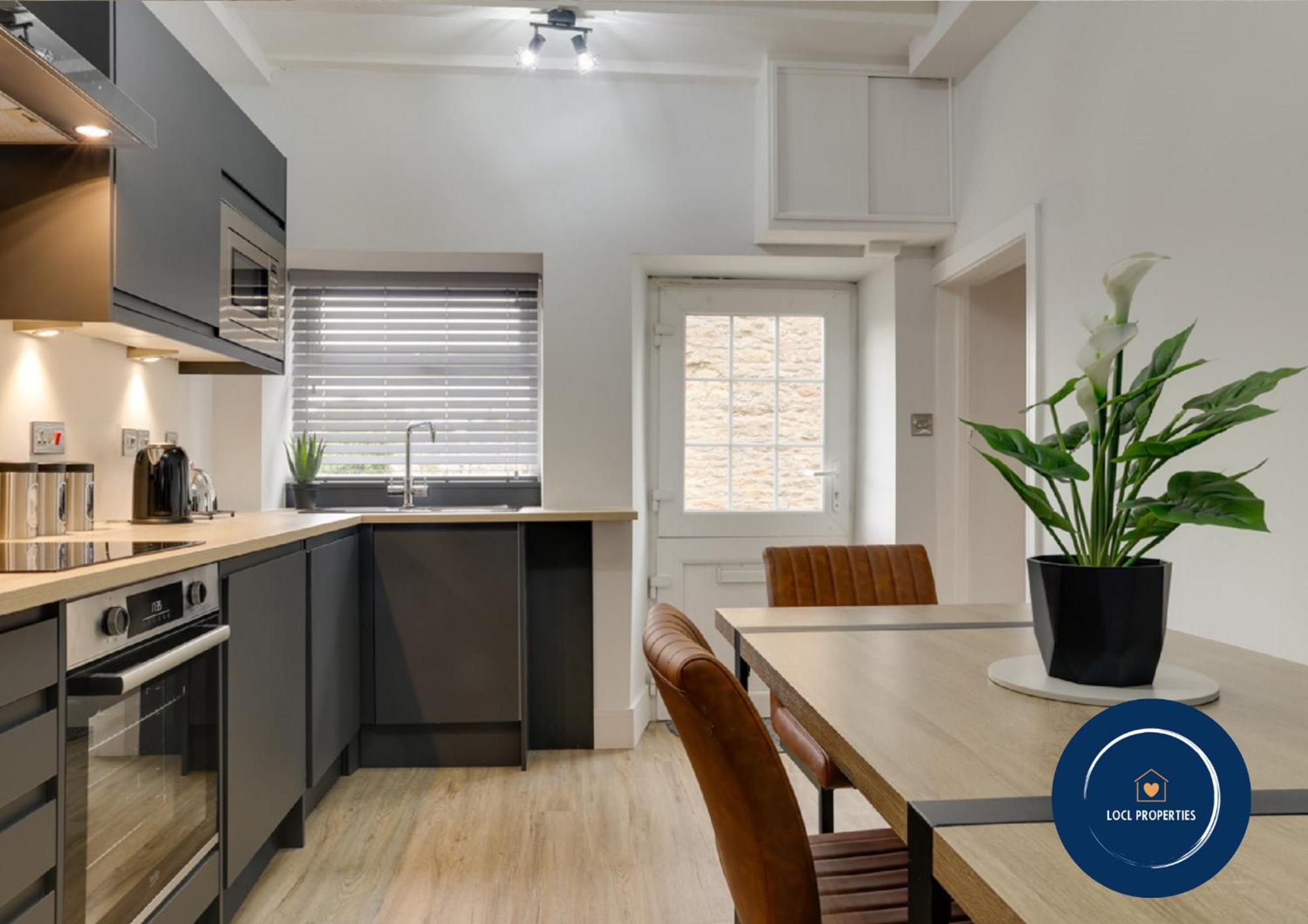 Beam End Snainton - Modern 2-Bedroom Stone Cottage Buitenkant foto
