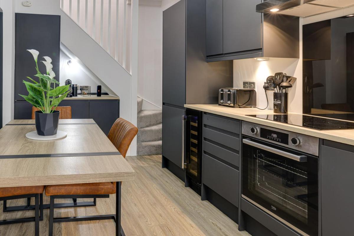 Beam End Snainton - Modern 2-Bedroom Stone Cottage Buitenkant foto